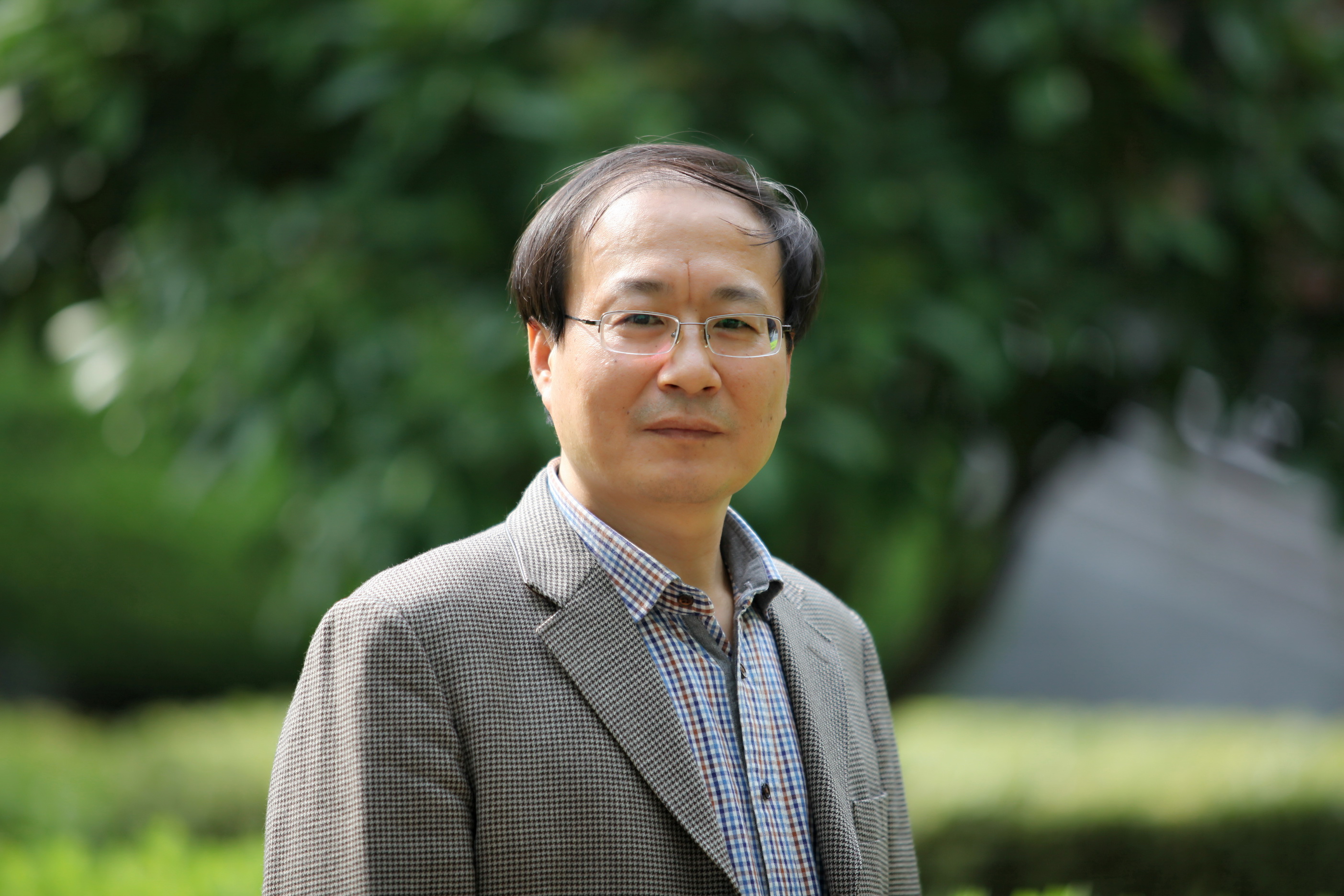 苏彦新
